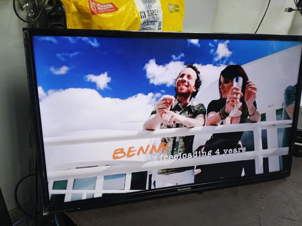 TV PANASONIC SMART 32 PULGADAS MODELO TC-32FS600B  - Foto 3