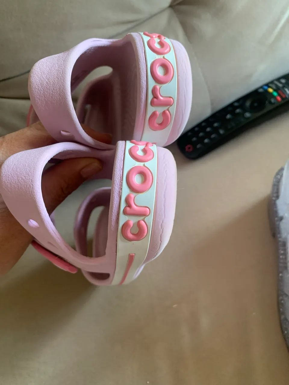 Crocs Sandalia Rosa Bebe original - Foto 2