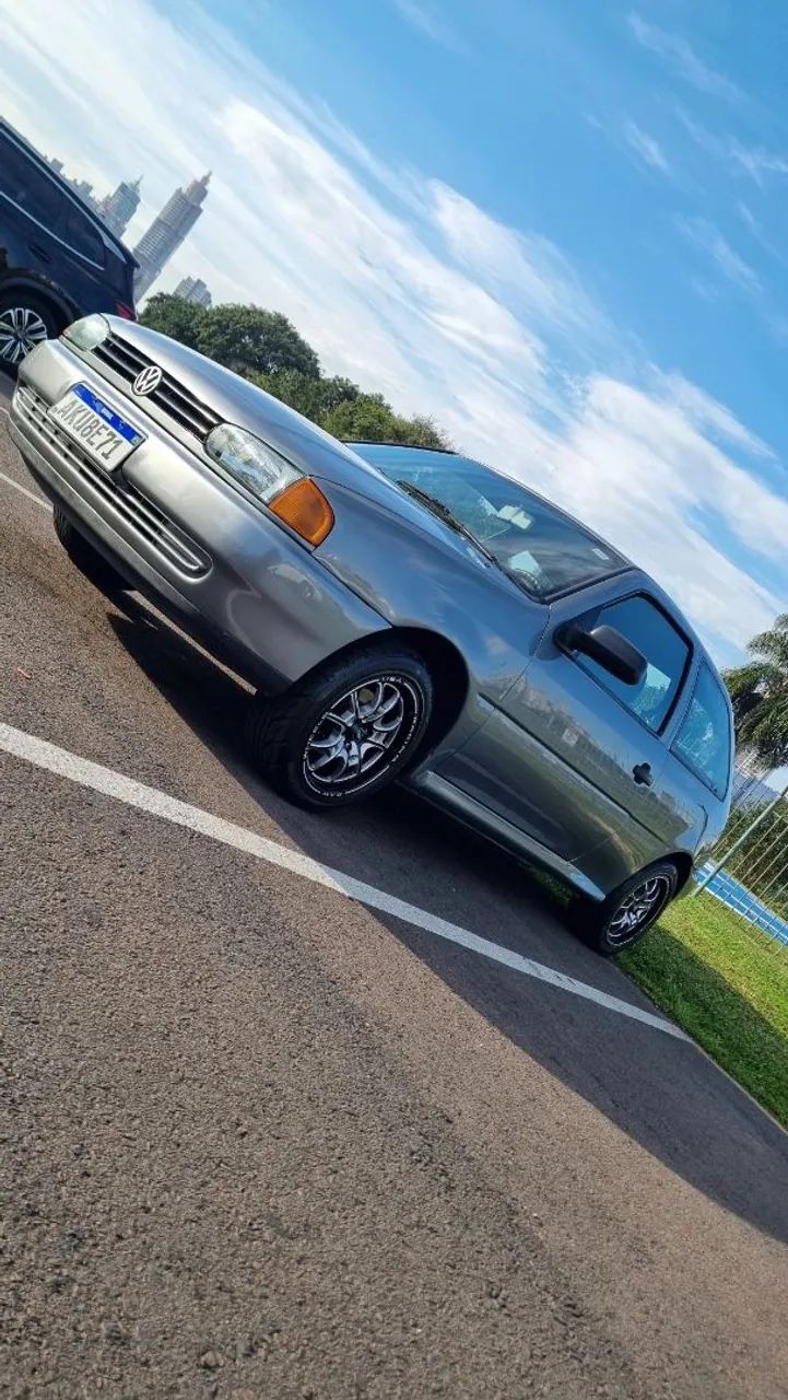 Volkswagen Gol 1.6 MI/ 1.6i 2P (álcool) 2002