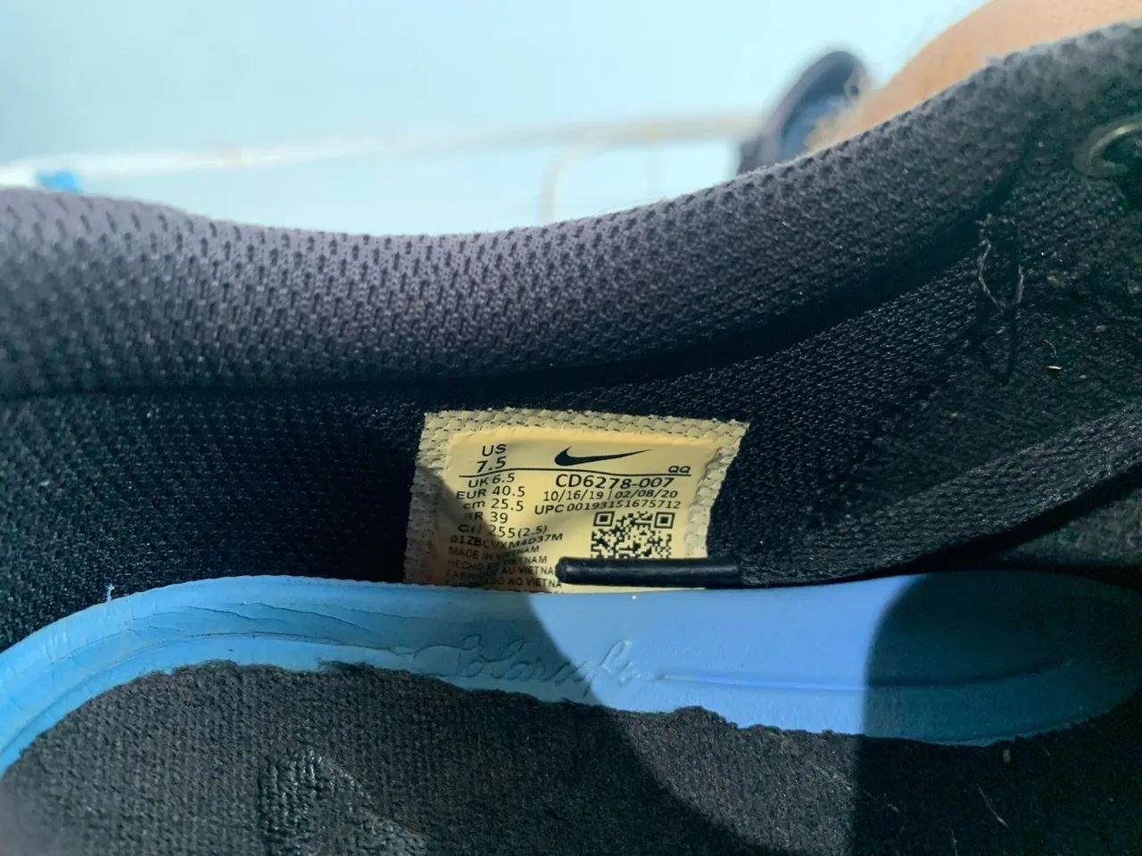 Tênis tam. 39 Nike e  mr. cat - usado - Foto 3