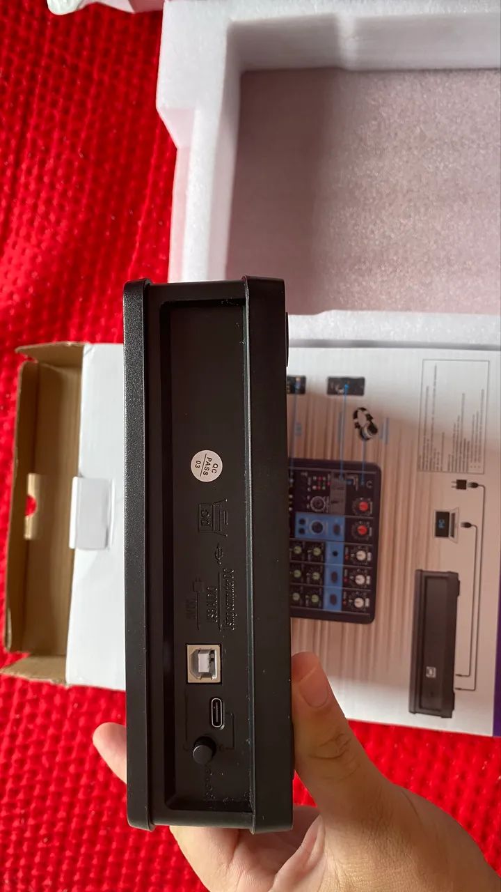 Mesa de Som TEYUN NA4 (Console de Mixagem Profissional de 4 Canais) - Foto 2