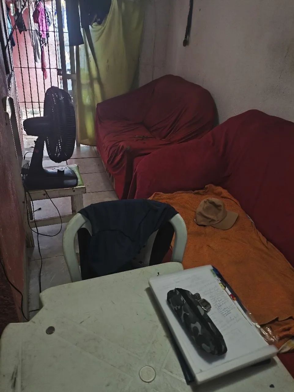 CASA COM COMÉRCIO (Leia a descrição.) - Foto 3