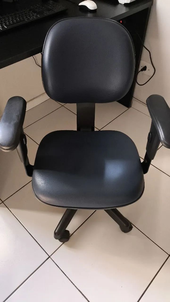 Mesa e cadeira para computador  - Foto 2
