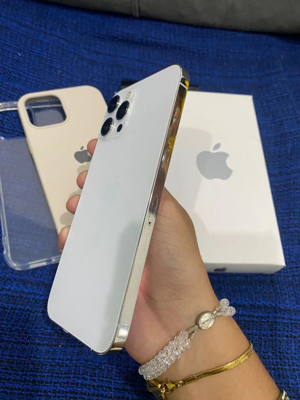 iPhone 12 Pro Max - Celulares e Smartphones - Vergel do Lago