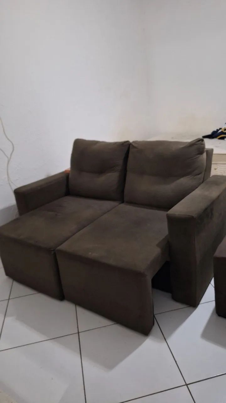 Retractable Sofa + Pouf467354003104737280