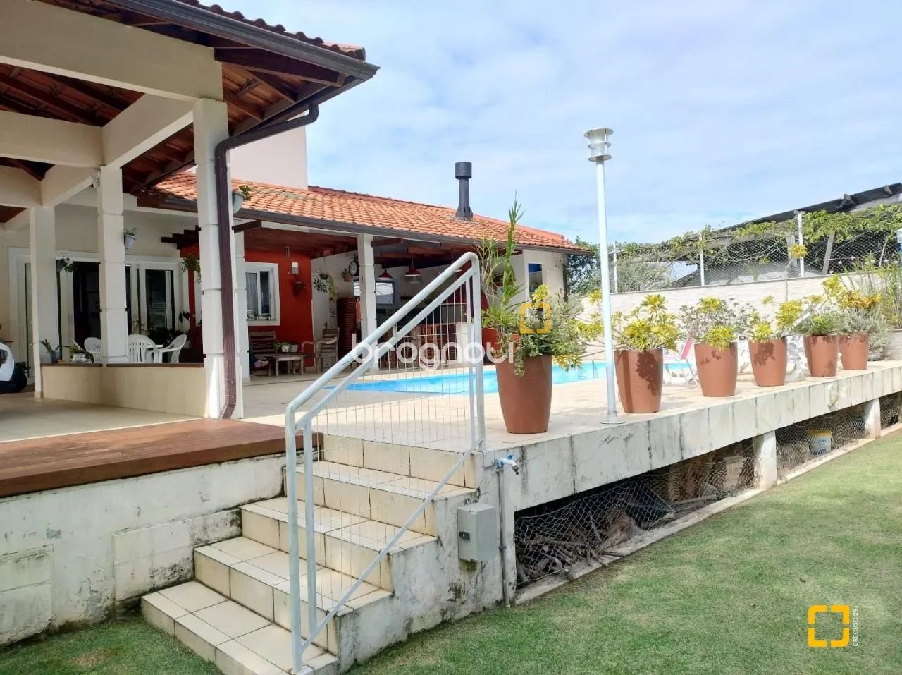 Brognoli Vende - Imóvel abaixo do valor do mercado no Sambaqui! - Foto 3