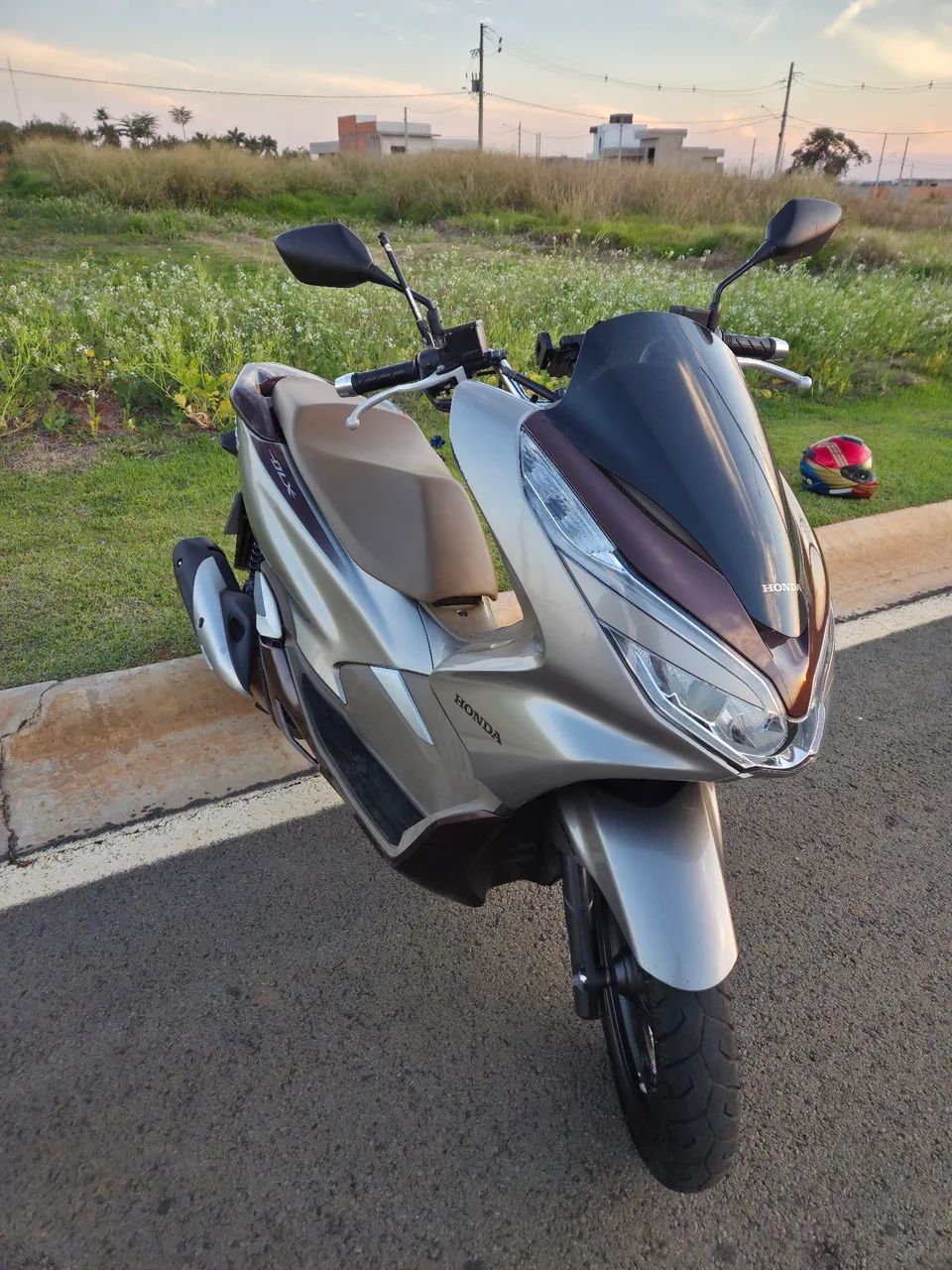 HONDA PCX DLX 2022 - Foto 5
