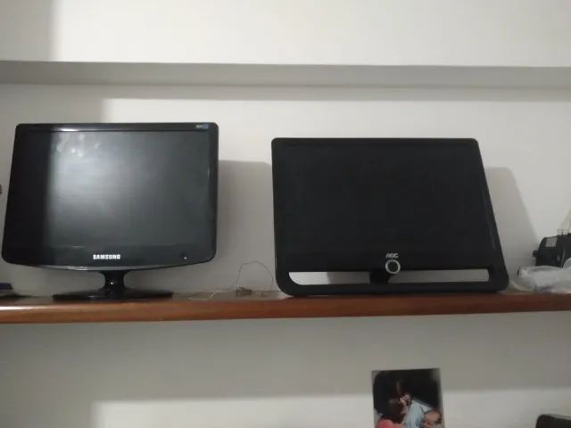 MONITORES