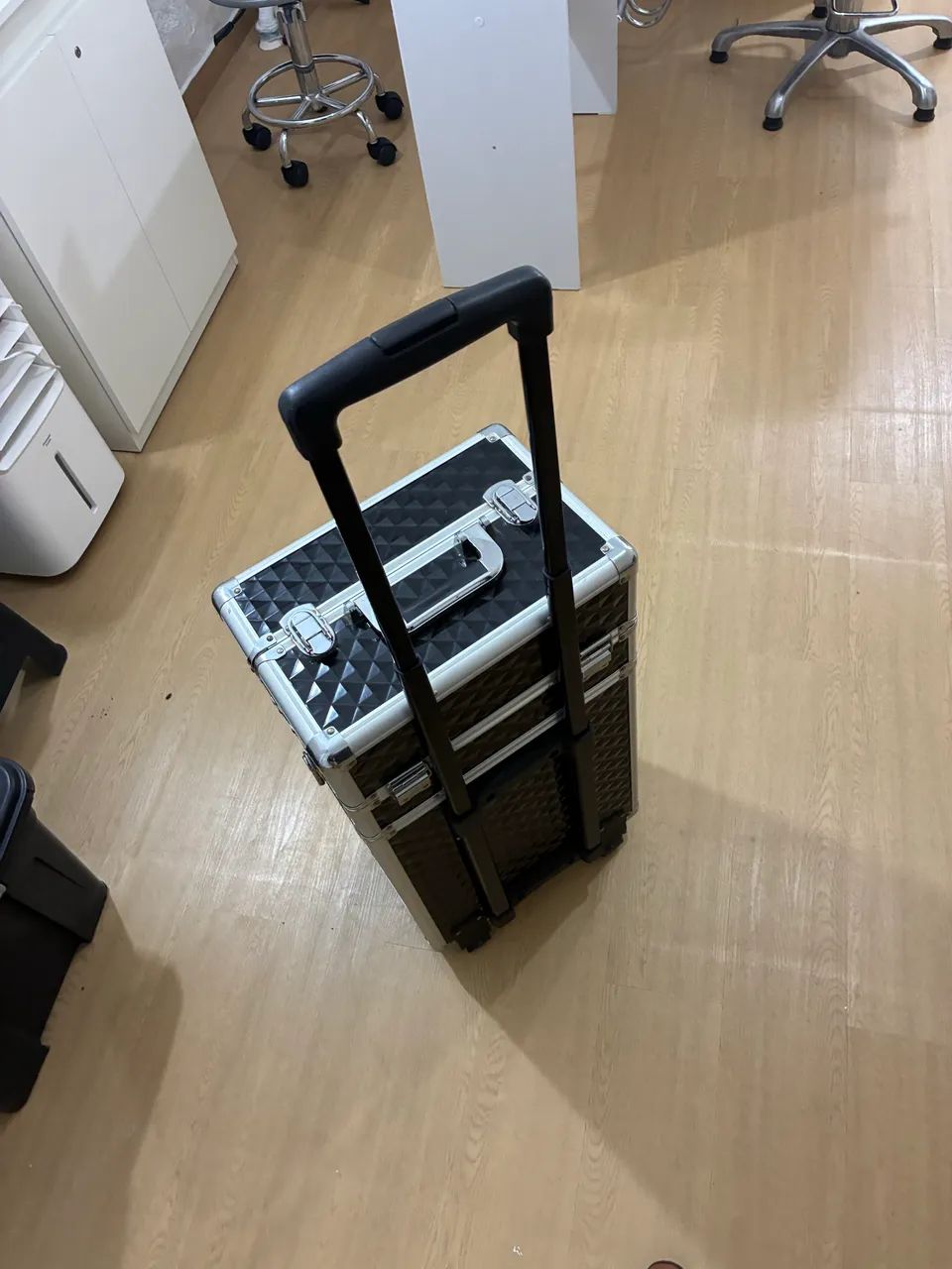 Maleta de maquiagem profissional  - Foto 3