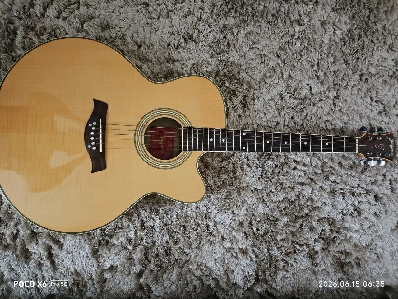 Violão Tagima Jumbo maple 