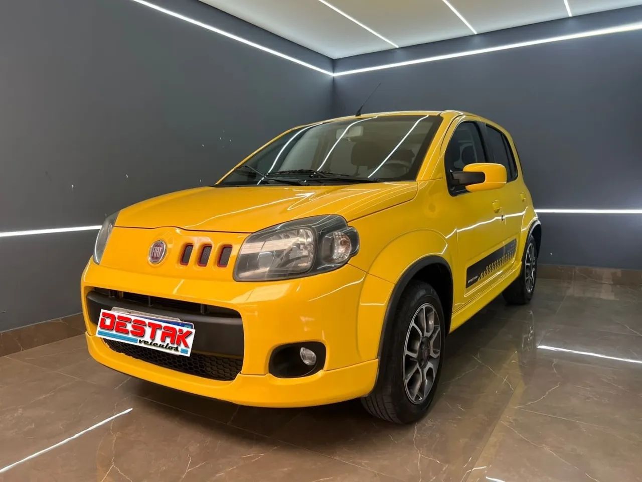 Fiat Uno Sporting 1.4 EVO Fire Flex 8V 4P 2012 - Foto 3