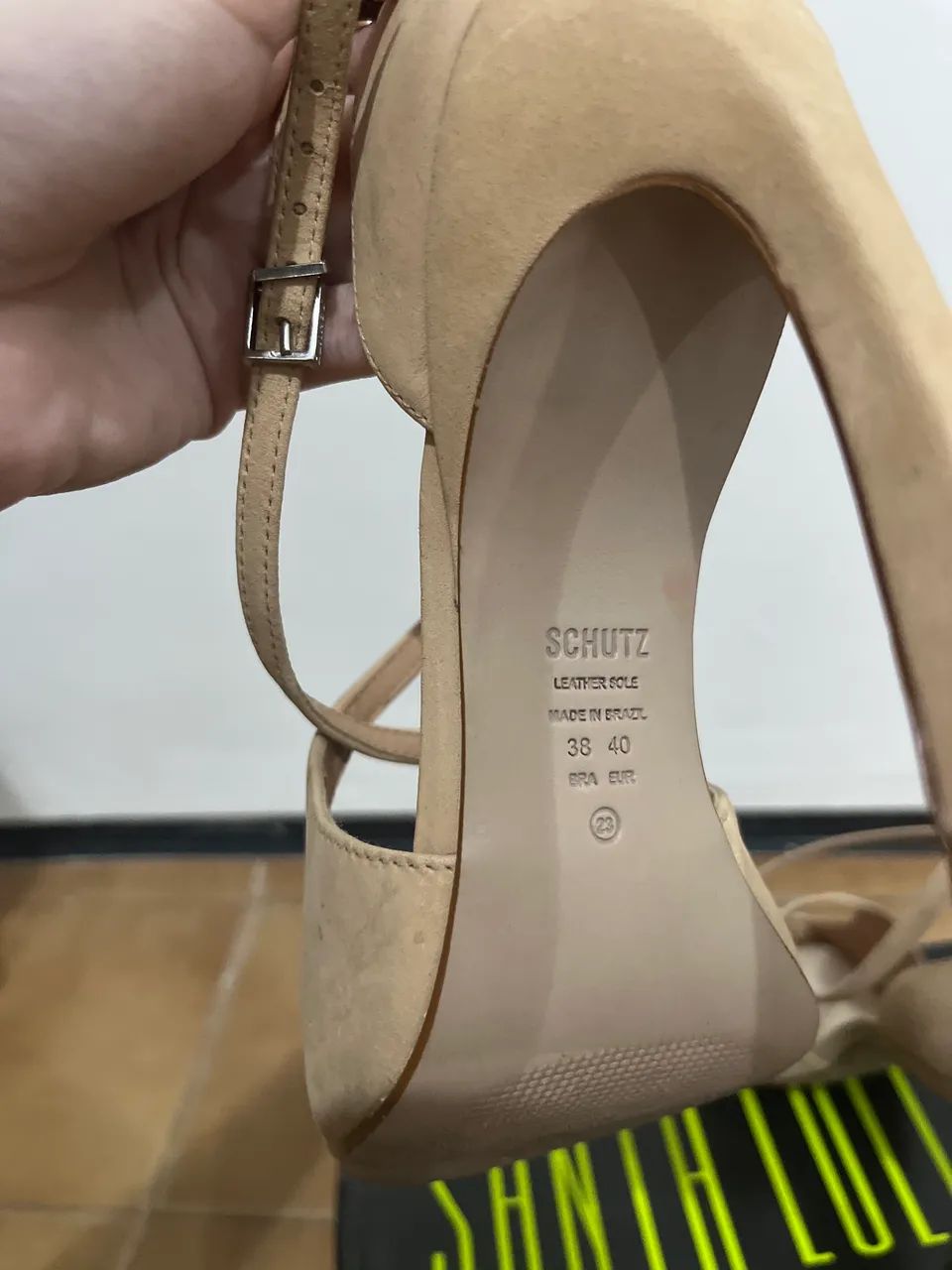 Sandália Nude Schutz  - Foto 5