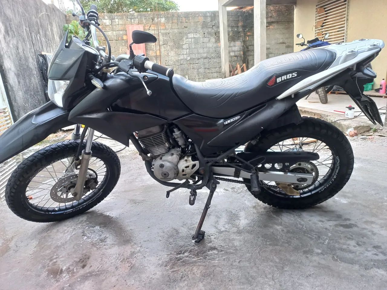 Honda bros 2014 - Foto 2