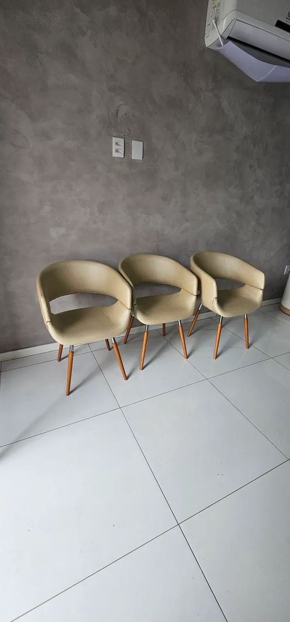 Conjunto de cadeiras sala ou recepção - Foto 2