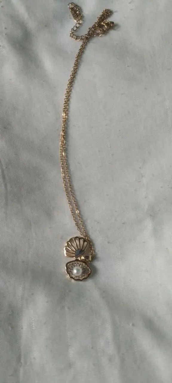 Colar banho de ouro,pingente concha - Foto 2