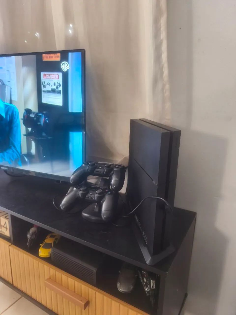 PS4 Slim