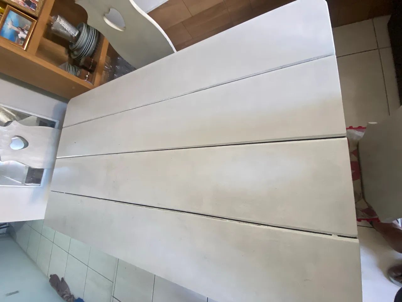 Mesa com 4 cadeiras MADEIRA LEGITIMA RARIDADEE !! - Foto 4