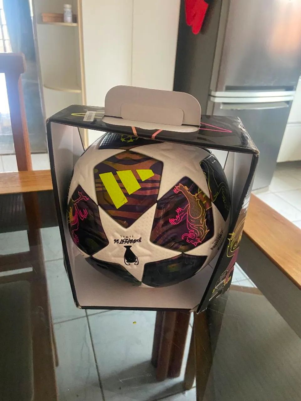 Bola Uefa Champions League Final Pro 2026 - Foto 2