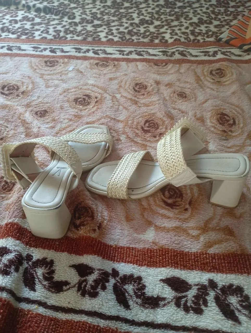 Roupas e sapatos  - Foto 5