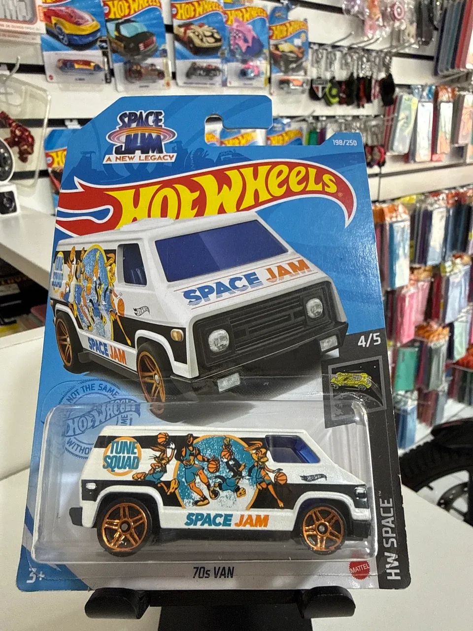 Hotwheels 70s van space jam 