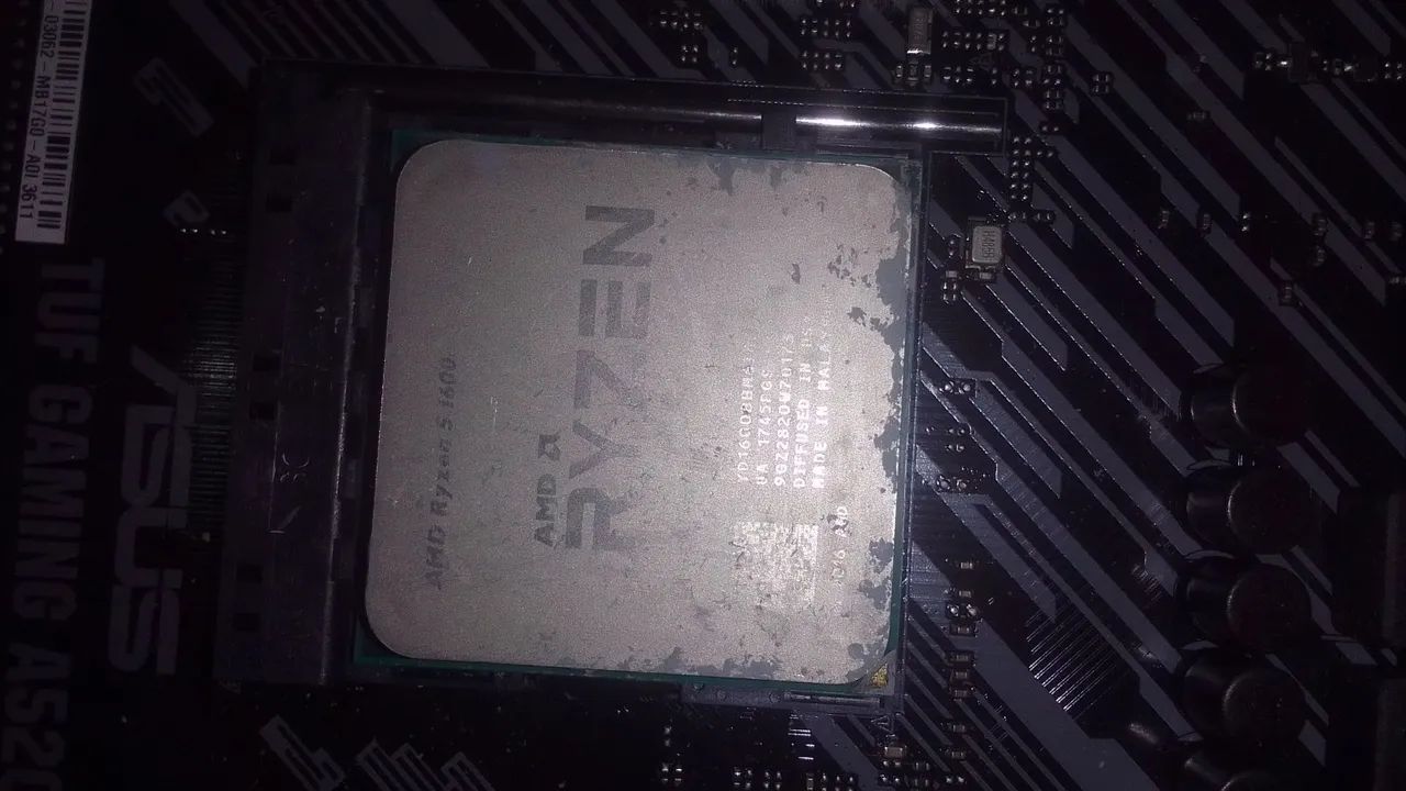 AMD RYZEN 5 1600