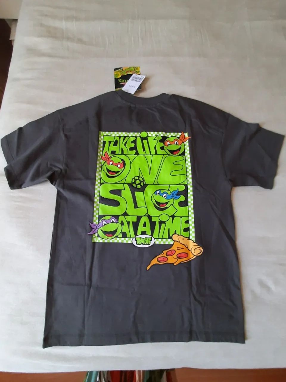 Camiseta importada com etiqueta - Foto 3
