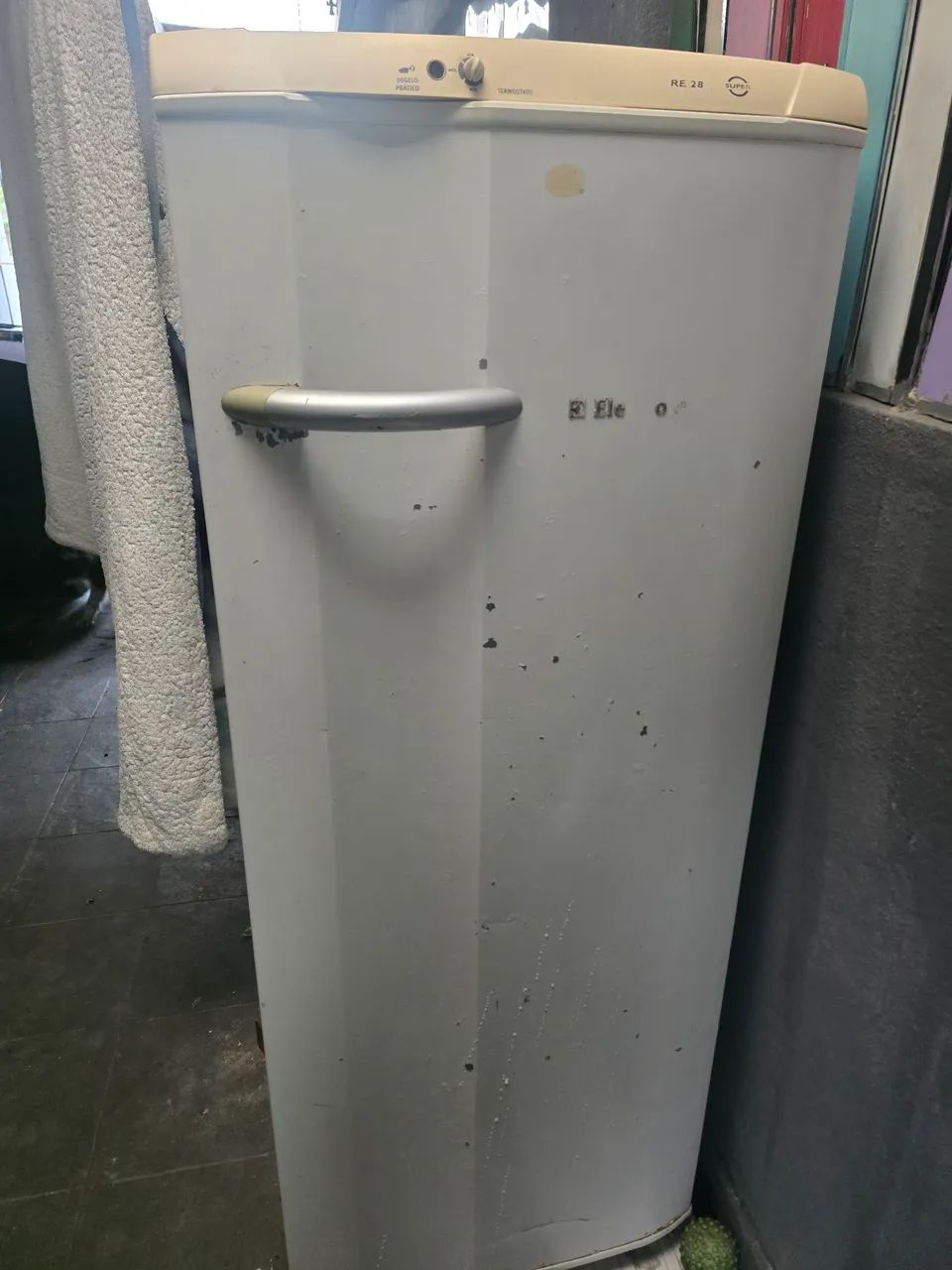 GELADEIRA ANTIGA 220V