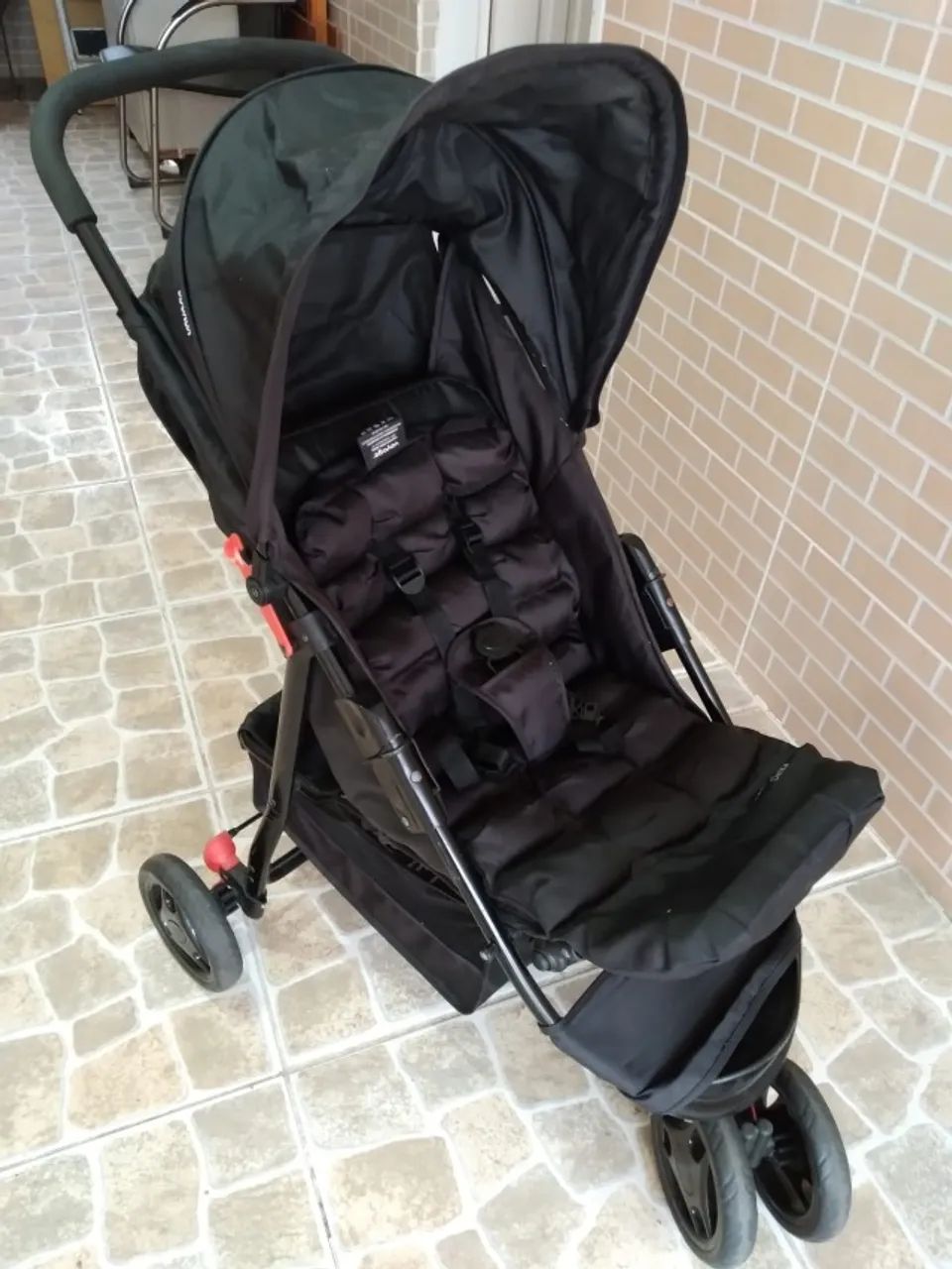 Carrinho De Bebê 3 Rodas Prático Preto Delta Voyage - Maternidade