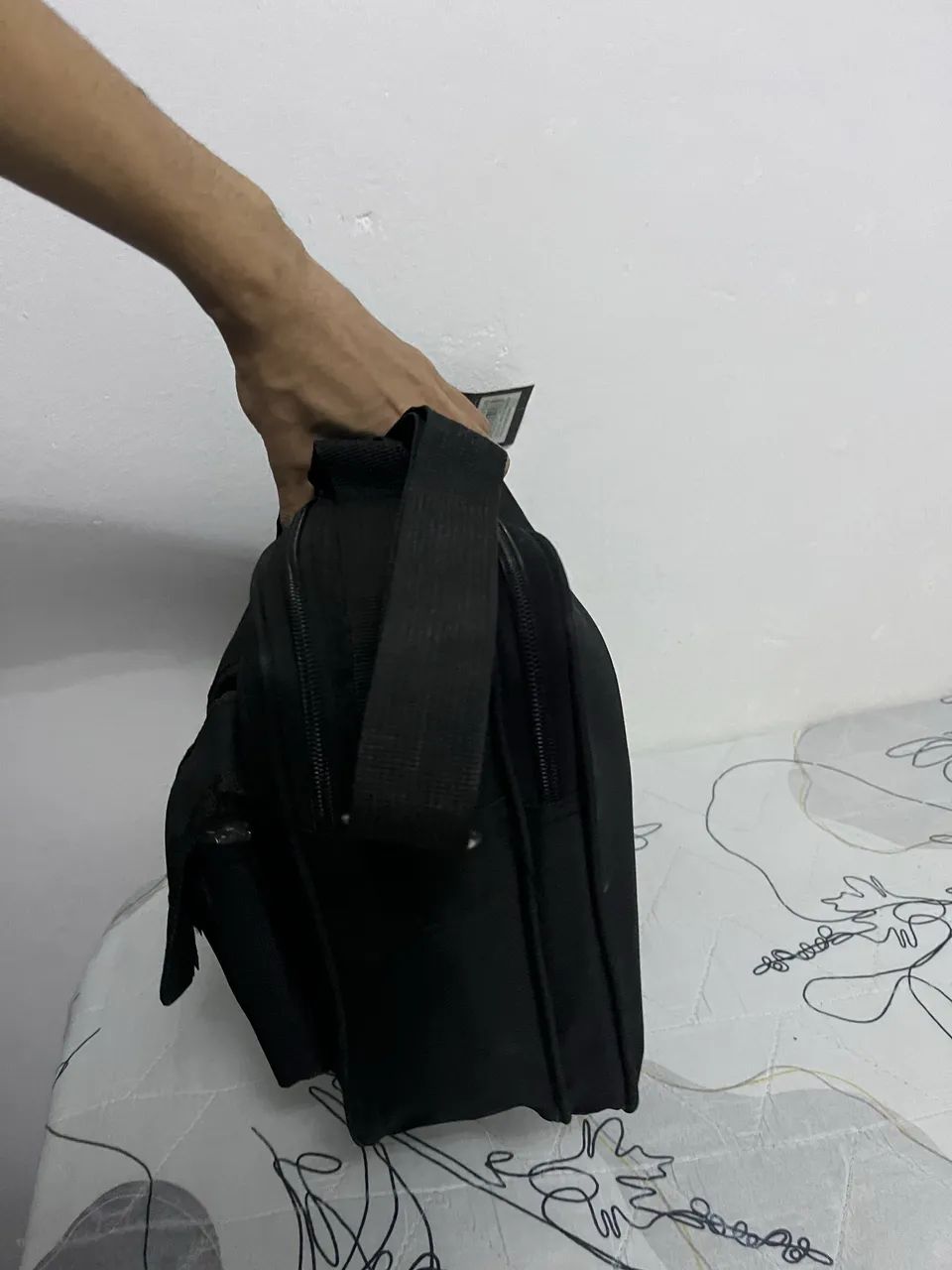 Bolsa tiracolo masculina/ média  - Foto 2
