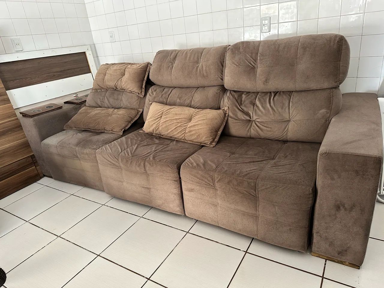Sofá retrátil
