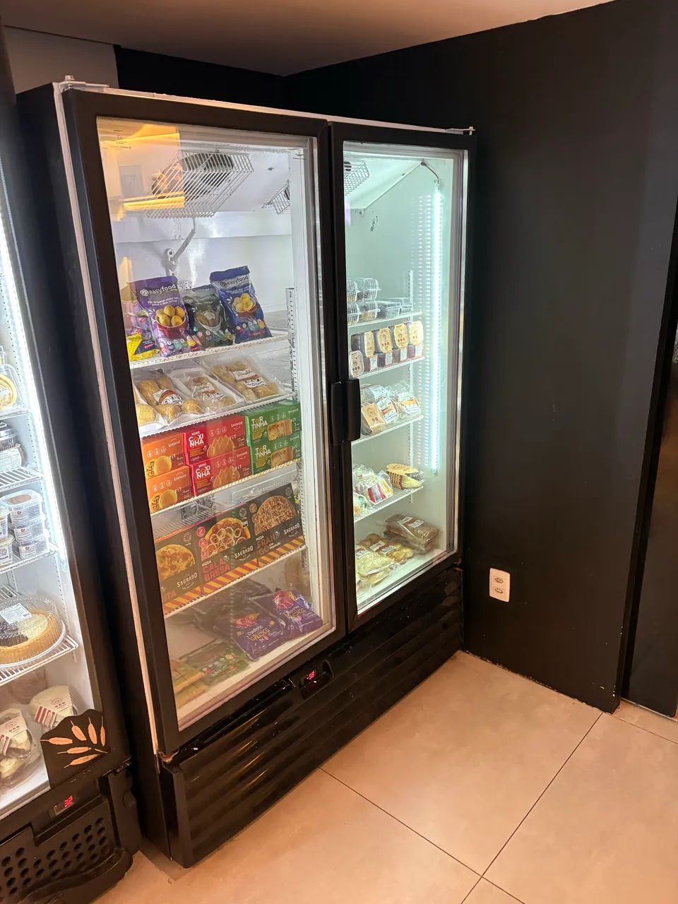 Freezer Expositor Vertical Duplo - Foto 3