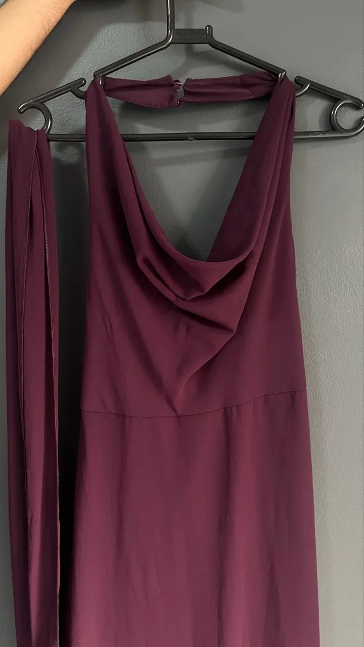 Vestido roxo de festa