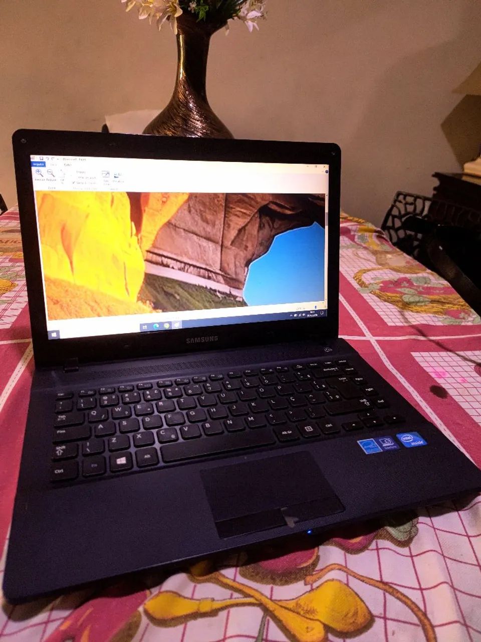 Vendo notebook Samsung novíssimo  - Foto 2