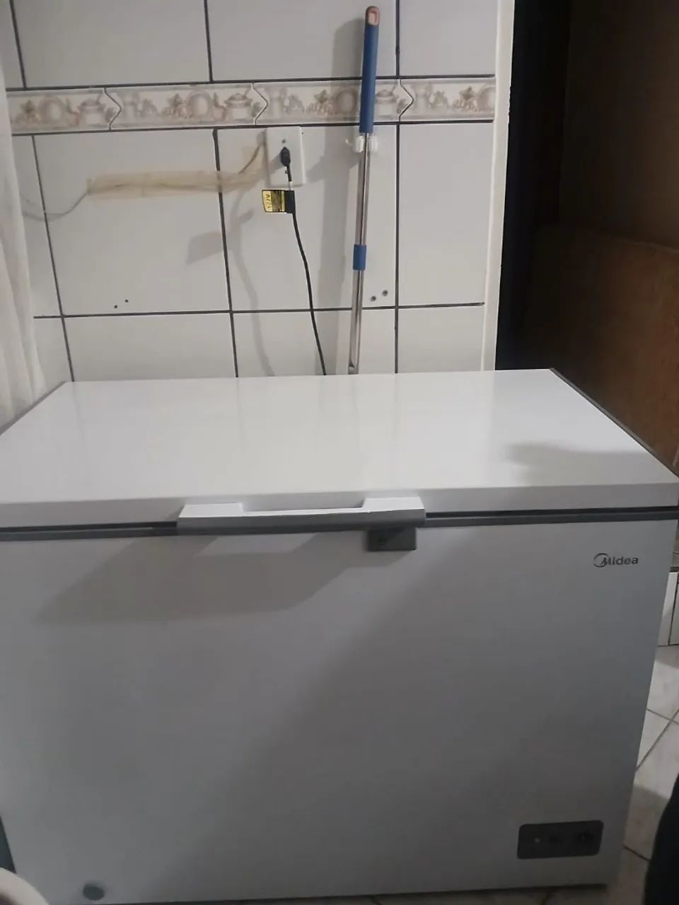 Freezer Midea 295 litros
