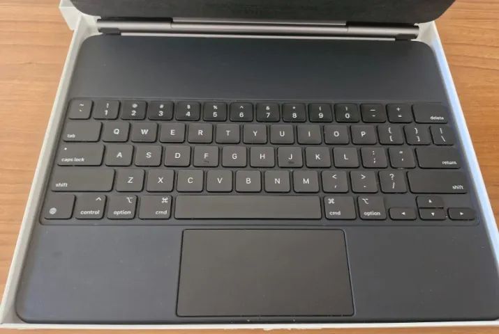 Magic Keyboard para iPad Apple - Foto 3