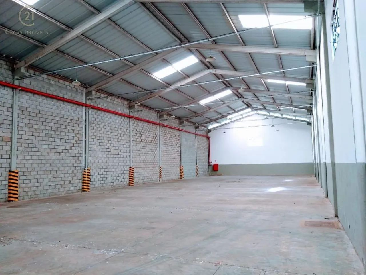 Barracão para alugar em Cambé, Vila Atalaia, com 750 m² - Foto 5