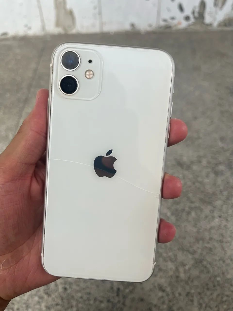 VENDO IPHONE 11