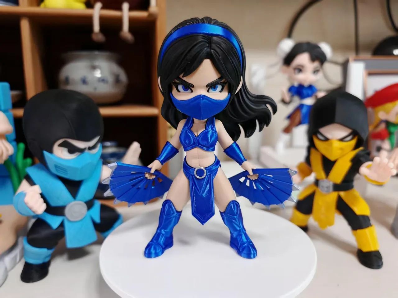 BONECA KITANA - MORTAL KOMBAT 