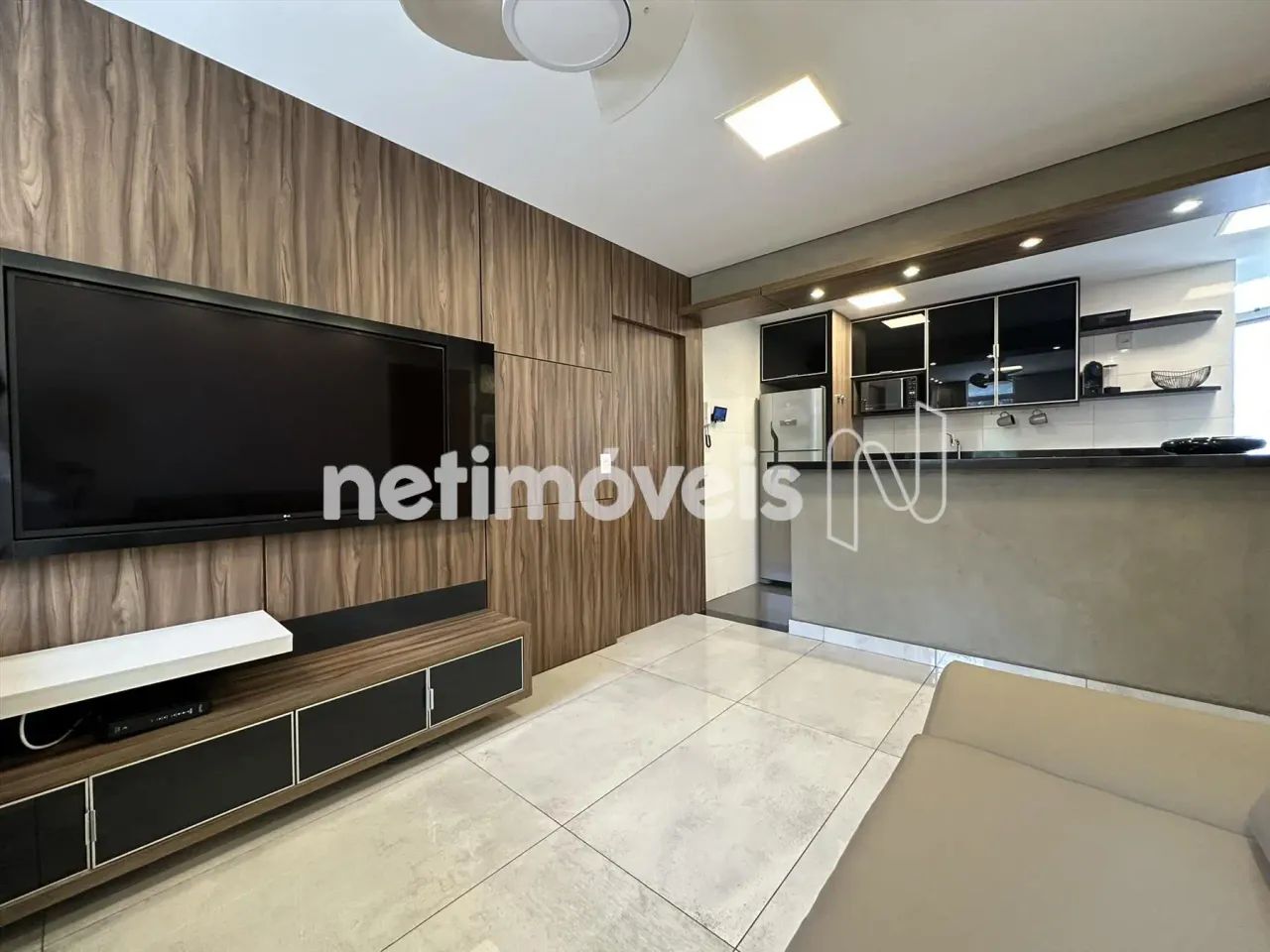 Apartamento 2 Quartos Mobiliado e Reformado  Próximo à Rua Francisco Deslandes - Foto 5