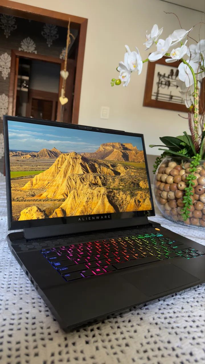 alienware m15 r3  - Foto 3