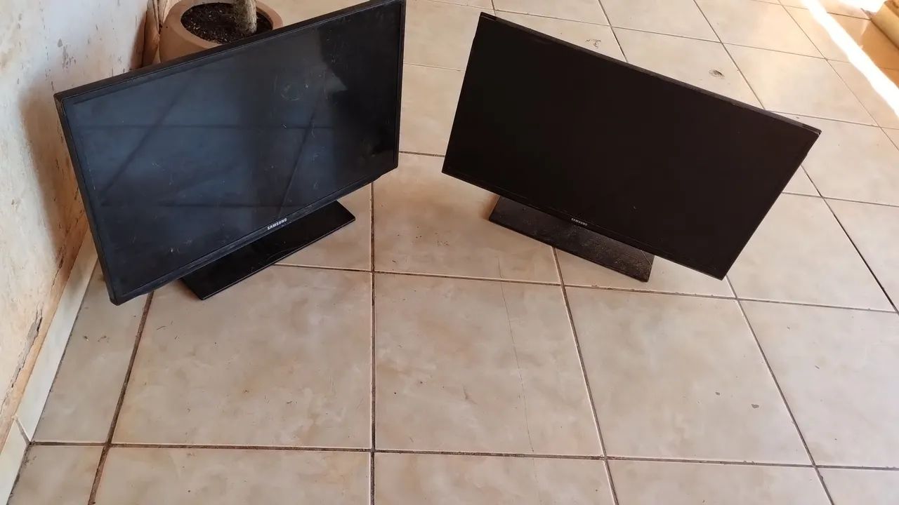 Tv retirada de peças 