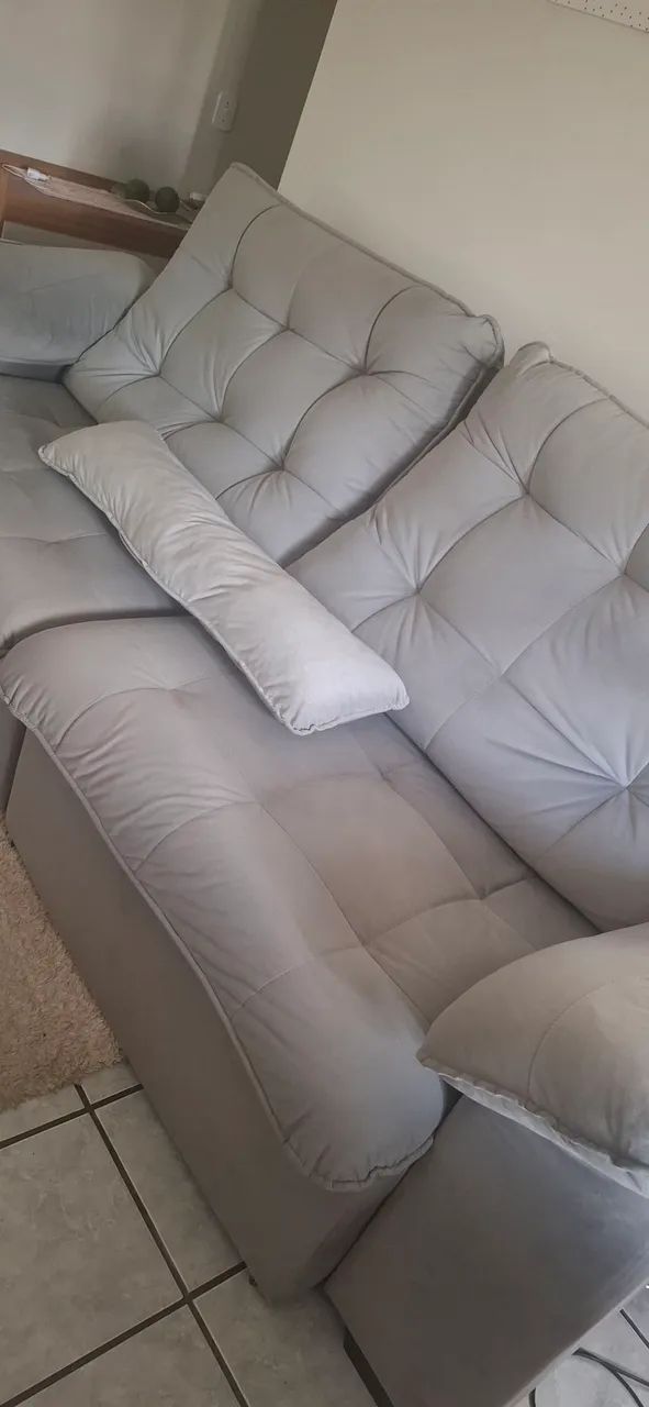 Semi-new sofa with waterproofing65581377152641120