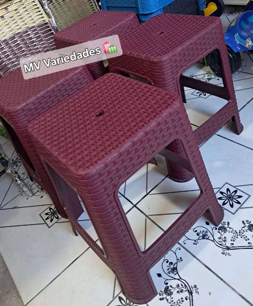 Kit com 4 banquetas  - Foto 2