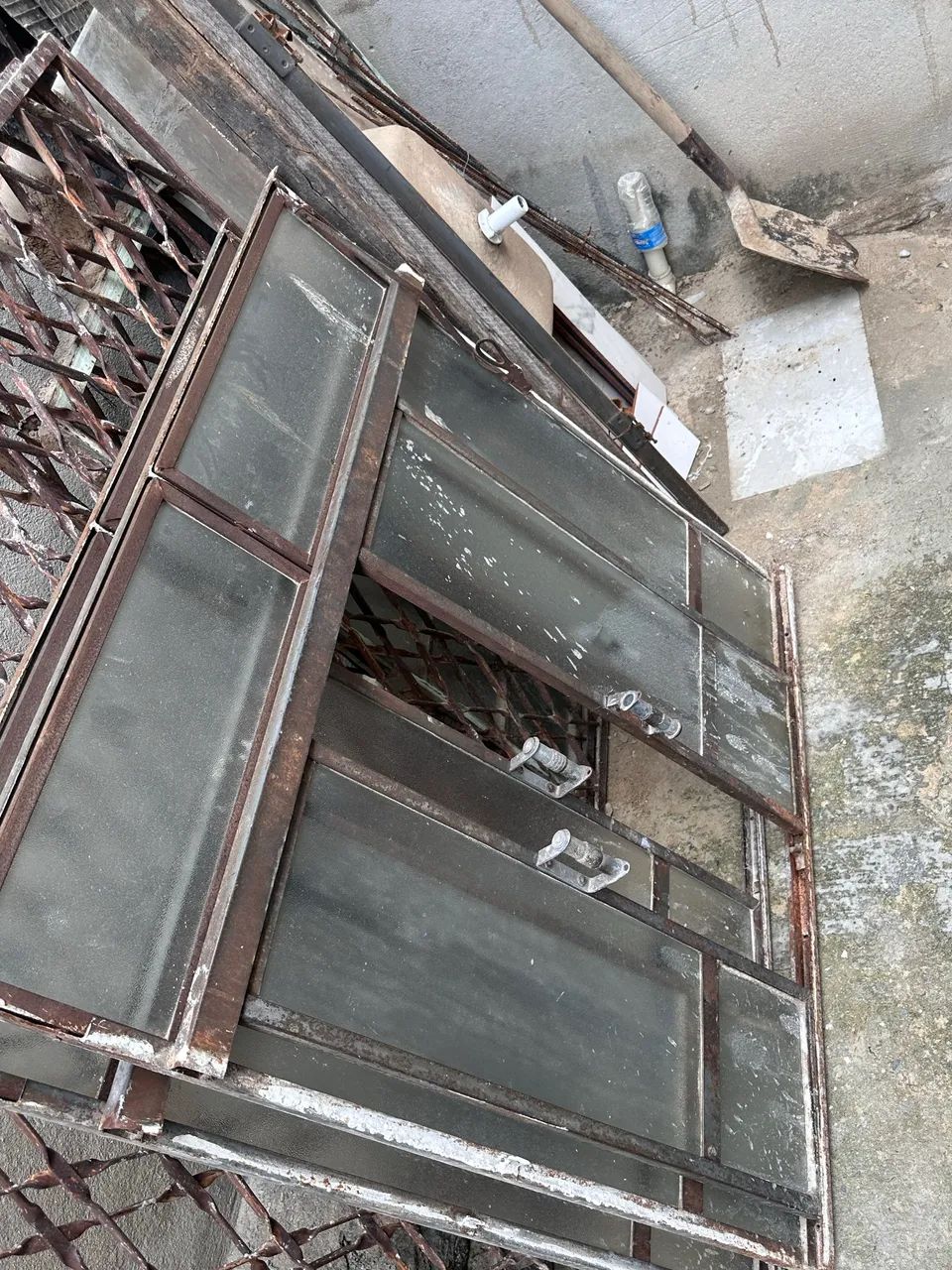 Window465528496262359040