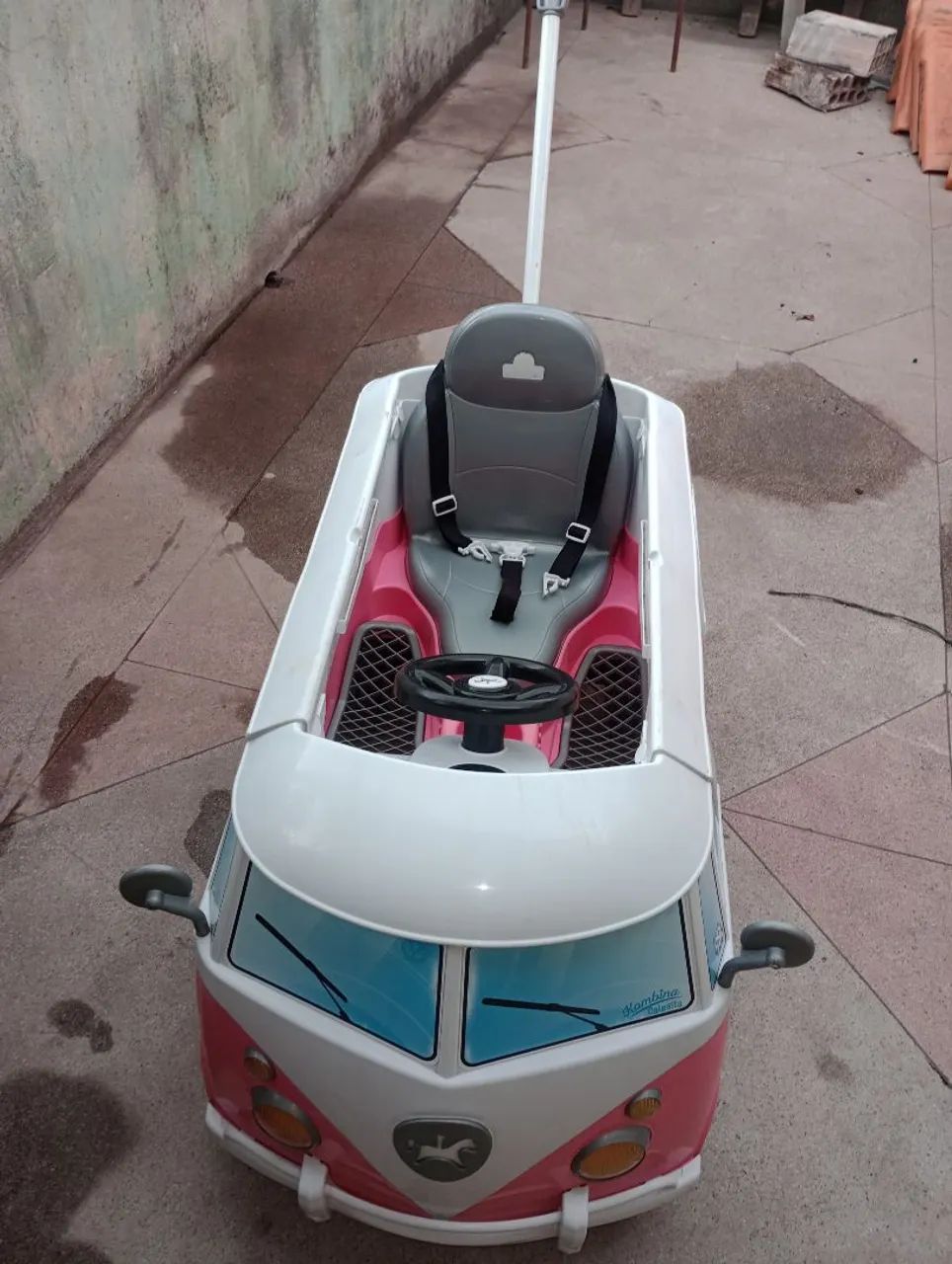 Carrinho de passeio e pedal kombi - Foto 2