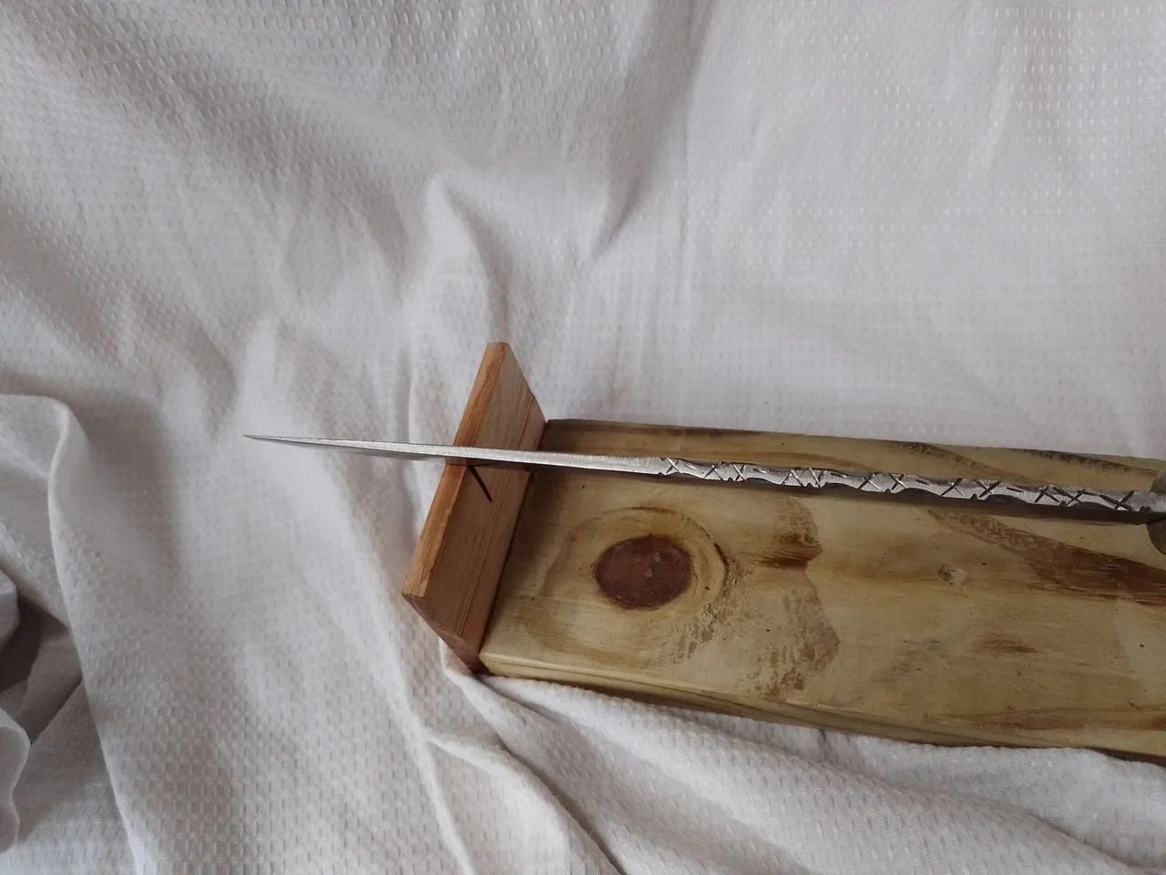 Faca artesanal forjada a mão. - Foto 3