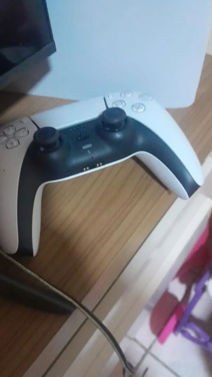 PS5 Slim Bundle (SEMI NOVO) - Foto 3