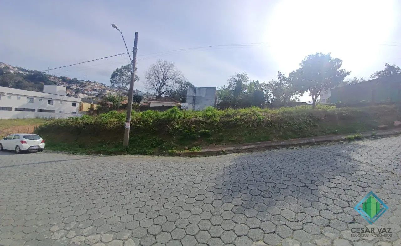 Terreno no bairro Roçado a 5 minutos da Br 101