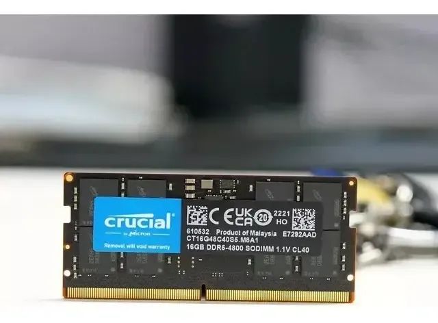 Memória RAM DDR5 SODIMM Crucial 16GB 5600MHz - Notebook - Memória