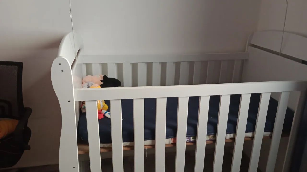 Berço americano 140$ com colchão  - Foto 3